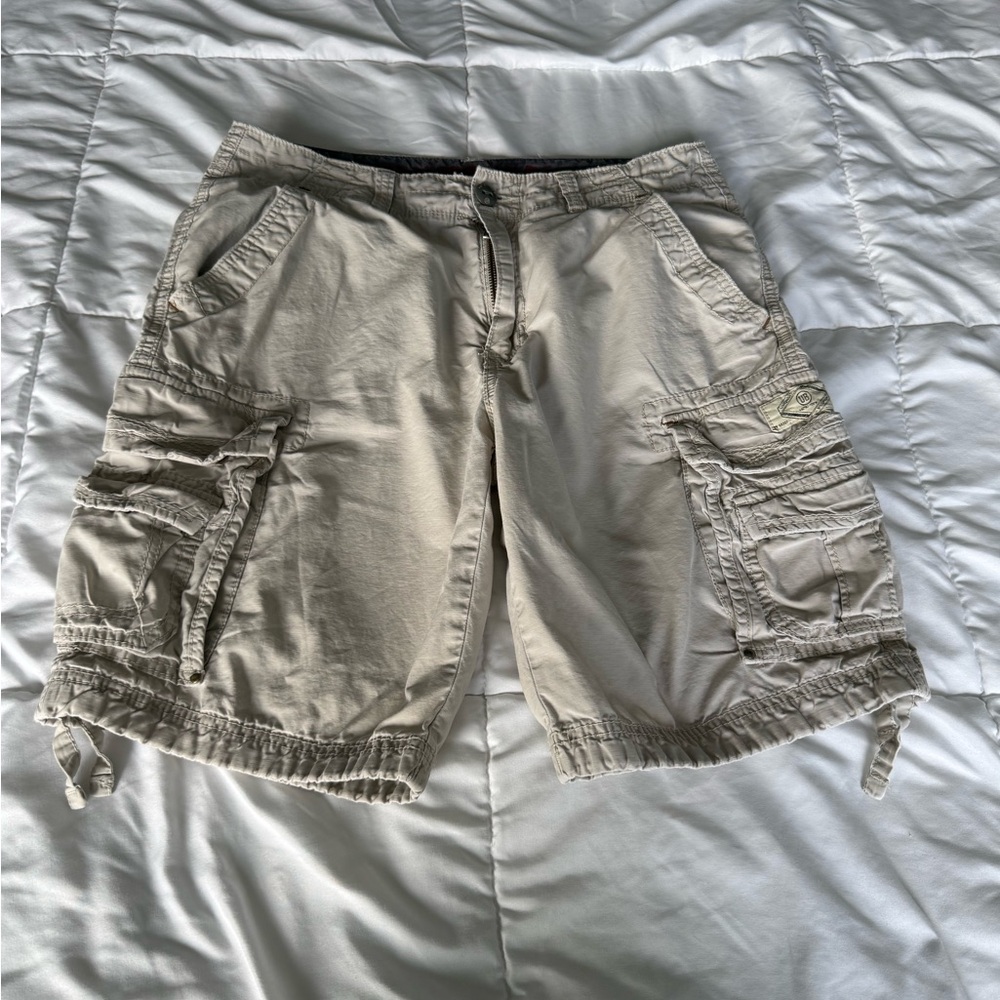 UNIONBAY Men's Light Beige Cargo Shorts